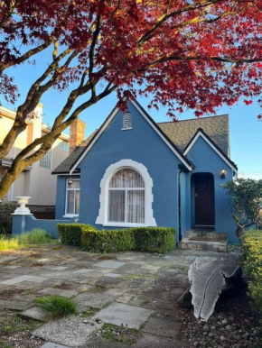 Elmshade Villa in Vancouver South